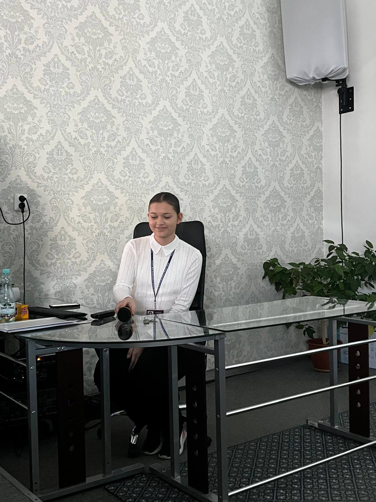 Zdjęcie Dzień języka ojczystego (2)9db3a1fd-0e8b-4065-8aa7-270a539bea43.jpg w galerii Międzynarodowy Dzień Języka Ojczystego w II LO